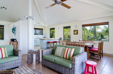 The Retreat Beach Houses - Geraldton Accommodation 20