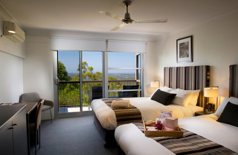 Mercure Clear Mountain Lodge - Geraldton Accommodation 5