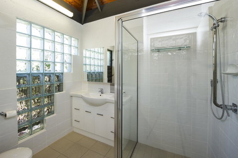 Island Leisure Resort - Geraldton Accommodation 3