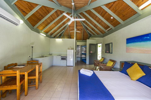 Island Leisure Resort - Geraldton Accommodation 13