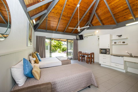 Island Leisure Resort - Geraldton Accommodation 15