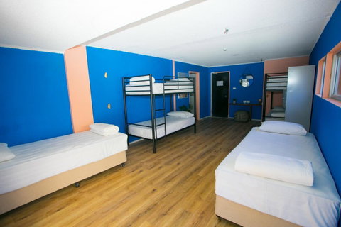 Rainbow Bay Backpackers - Geraldton Accommodation 13