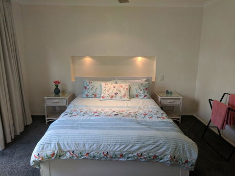 Sobraon ST - Geraldton Accommodation 0