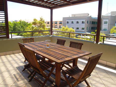 Bella Casa Noosa - Geraldton Accommodation 2