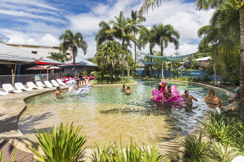 Summer House Cairns - Geraldton Accommodation 0