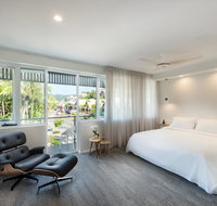 Heart Hotel and Gallery Whitsundays - Geraldton Accommodation