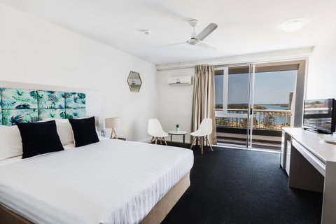 Greenmount Beach House - Geraldton Accommodation 12
