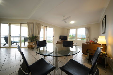 Martinique Whitsunday Resort - Geraldton Accommodation 40