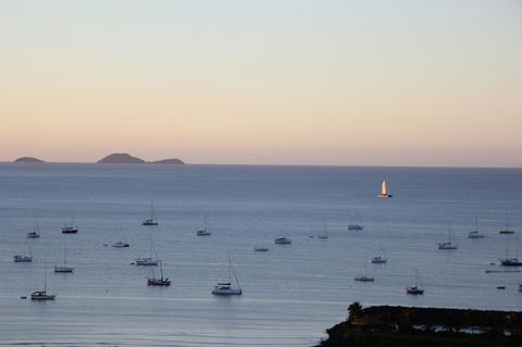 Martinique Whitsunday Resort - Geraldton Accommodation 33