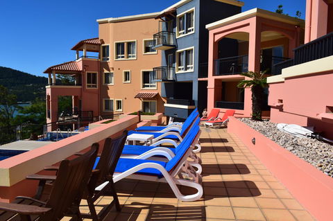Martinique Whitsunday Resort - Geraldton Accommodation 9