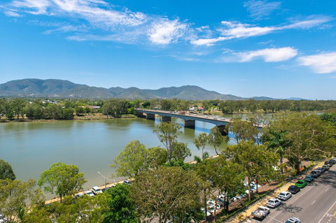 Empire Apartment Hotel Rockhampton - Geraldton Accommodation 36