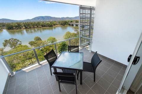 Empire Apartment Hotel Rockhampton - Geraldton Accommodation 20