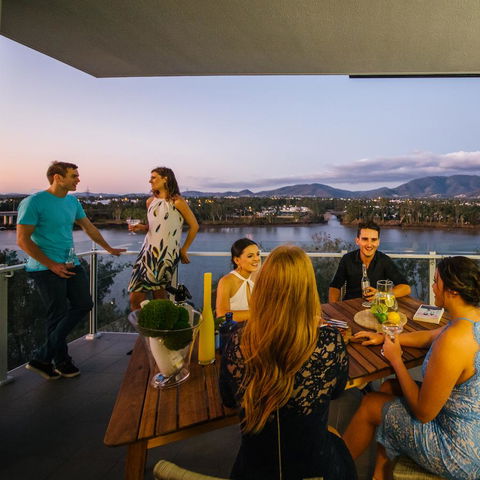 Empire Apartment Hotel Rockhampton - Geraldton Accommodation 16