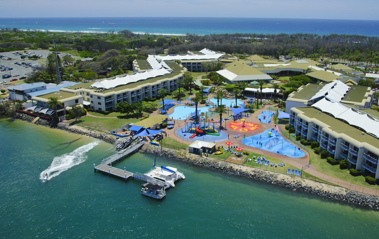 Main Beach QLD Geraldton Accommodation