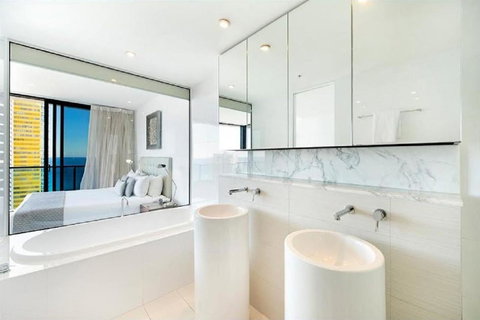 Oracle Resort Broadbeach - Gclr - Geraldton Accommodation 2