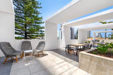 Qube Broadbeach - Geraldton Accommodation 20
