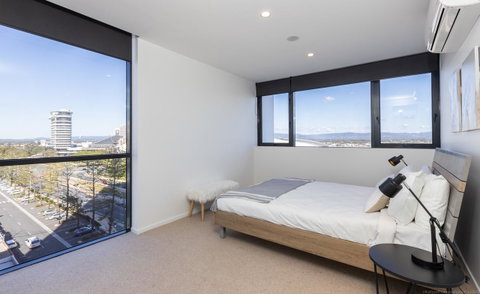 Qube Broadbeach - Geraldton Accommodation 7