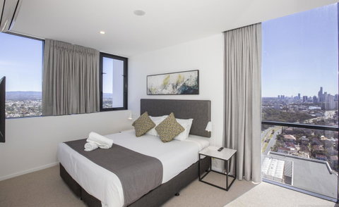Qube Broadbeach - Geraldton Accommodation 1