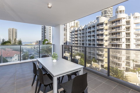 Qube Broadbeach - Geraldton Accommodation 41