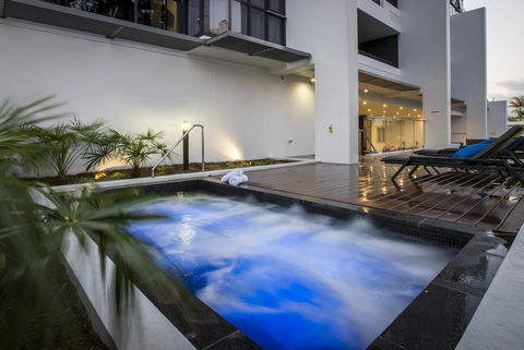 Synergy Broadbeach - Official - Geraldton Accommodation 5