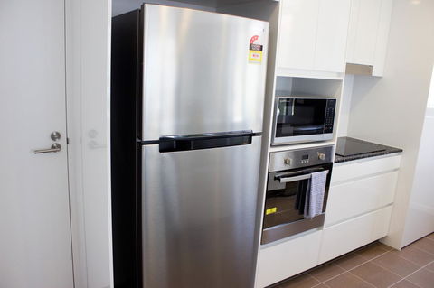 Synergy Broadbeach - Official - Geraldton Accommodation 18