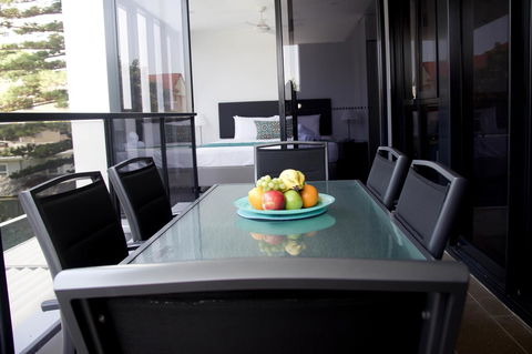 Synergy Broadbeach - Official - Geraldton Accommodation 14