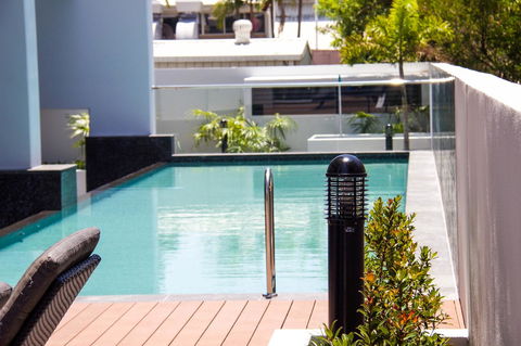 Synergy Broadbeach - Official - Geraldton Accommodation 3