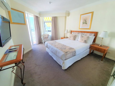 Broadbeach Holiday Apartments - Geraldton Accommodation 14