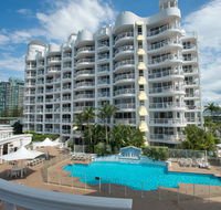 Broadbeach Holiday Apartments - Geraldton Accommodation