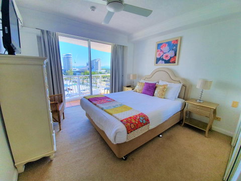 Broadbeach Holiday Apartments - Geraldton Accommodation 20
