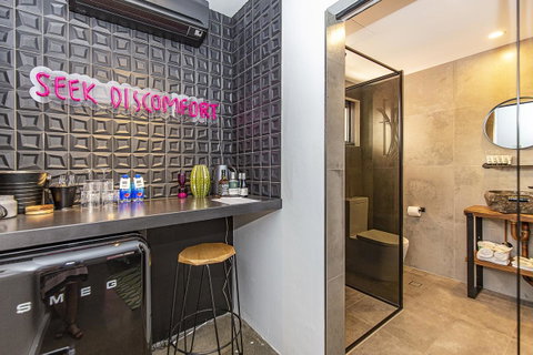 The Pink Hotel Coolangatta - Geraldton Accommodation 26