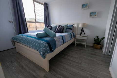 Sanctuary Beach Retreat - Geraldton Accommodation 1
