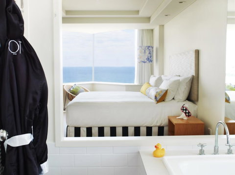 QT Gold Coast - Geraldton Accommodation 10