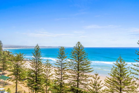 Columbia Beachfront Apartments On Rainbow Bay - Geraldton Accommodation 25