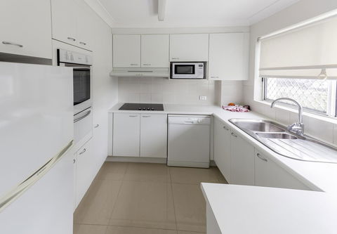Le Beach Apartments - Geraldton Accommodation 25