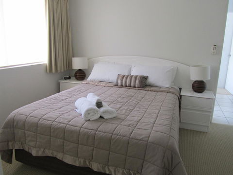 Le Beach Apartments - Geraldton Accommodation 8