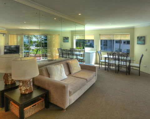 Le Beach Apartments - Geraldton Accommodation 4