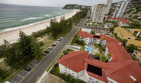 Le Beach Apartments - Geraldton Accommodation 3