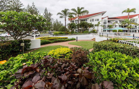 Le Beach Apartments - Geraldton Accommodation 12