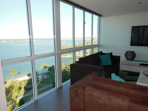 Crystal Bay On The Broadwater - Geraldton Accommodation 32