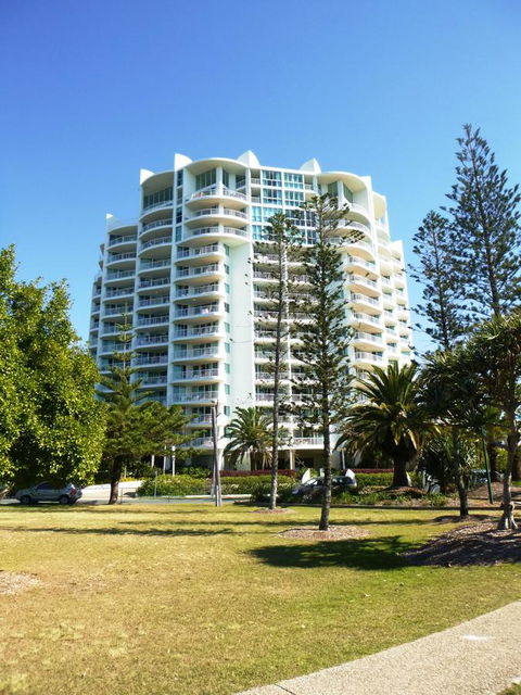 Crystal Bay On The Broadwater - Geraldton Accommodation 2