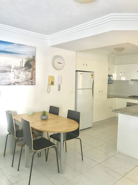 Regency On The Beach - Geraldton Accommodation 7
