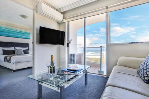 Regency On The Beach - Geraldton Accommodation 4