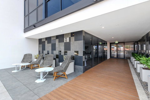 Qube Broadbeach Ocean View Apartments - Geraldton Accommodation 7
