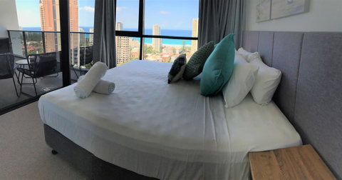 Qube Broadbeach Ocean View Apartments - Geraldton Accommodation 23
