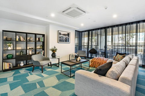 Qube Broadbeach Ocean View Apartments - Geraldton Accommodation 14