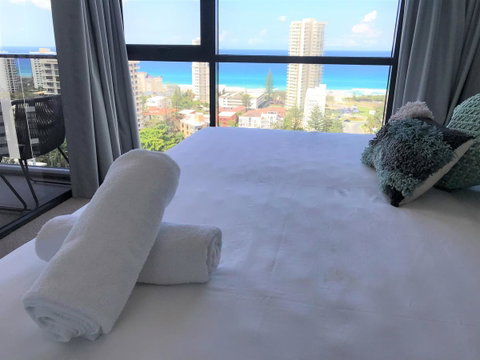 Qube Broadbeach Ocean View Apartments - Geraldton Accommodation 20