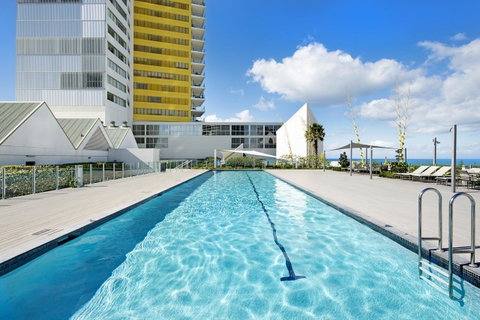 ULTIQA Air On Broadbeach - Geraldton Accommodation 5