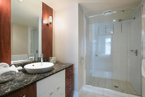 Towers Of Chevron - Private Apartment - Geraldton Accommodation 4