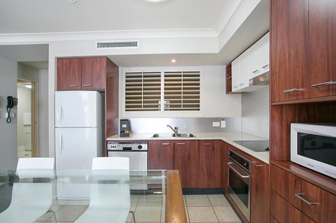 Towers Of Chevron - Private Apartment - Geraldton Accommodation 3